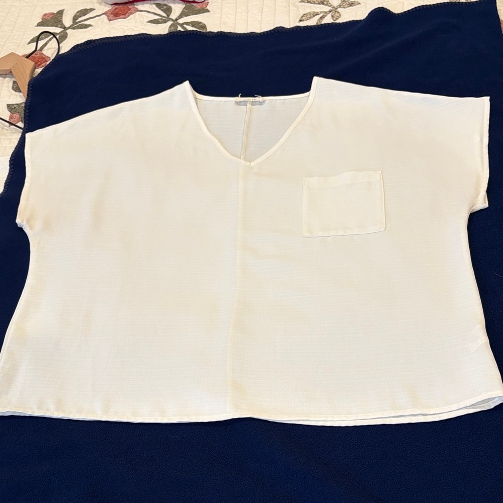 Women’s White V-Neck Top